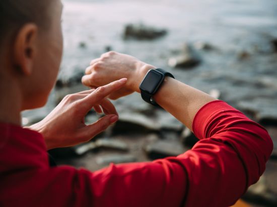 Biohacking skóry i neurokosmetyki w polskich gabinetach