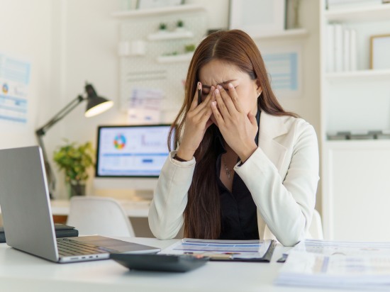 Stres w pracy: granice, które chronią twoją energię